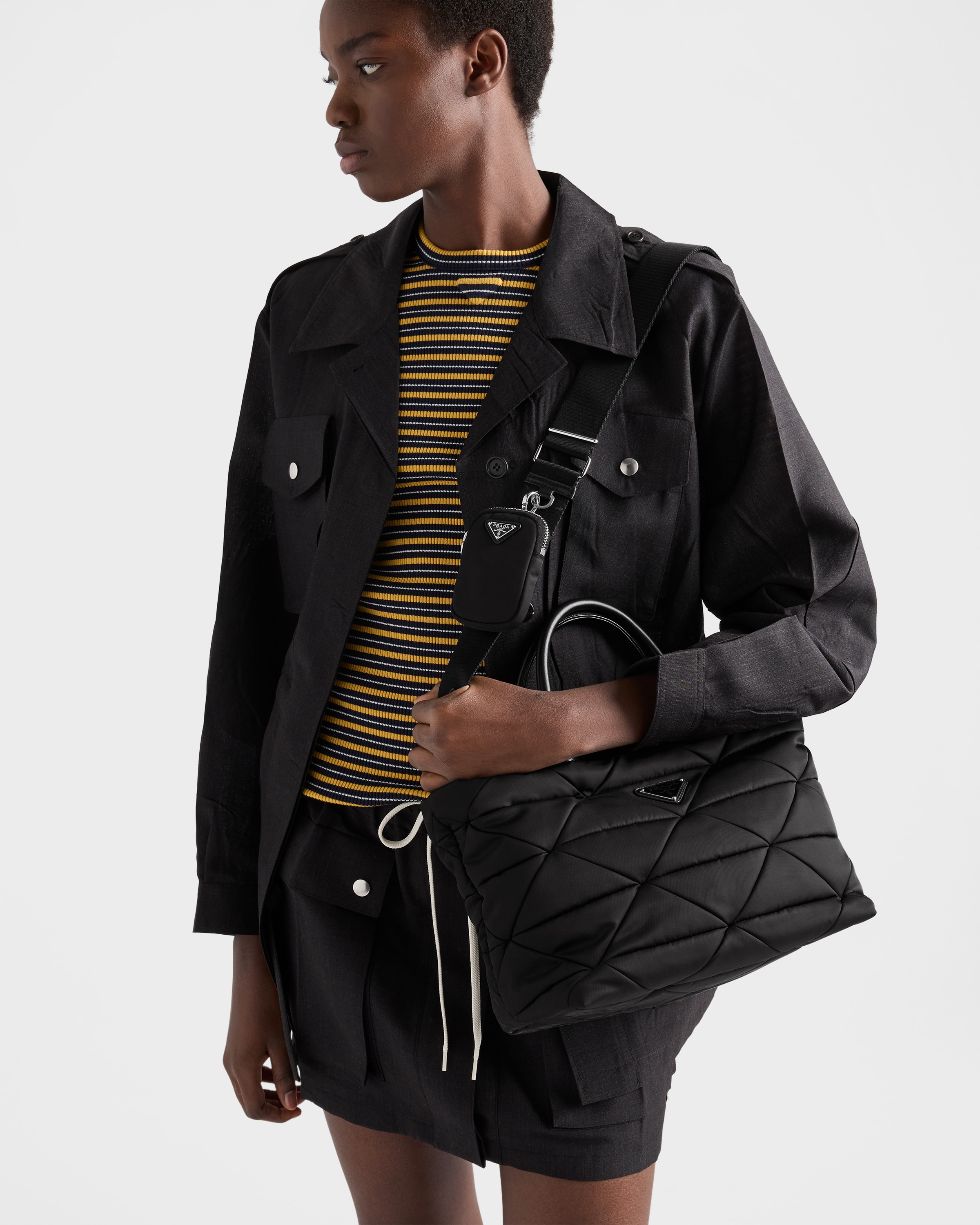 ブラック ミディアム パデッド Re-nylon Xレザー トートバッグ | PRADA