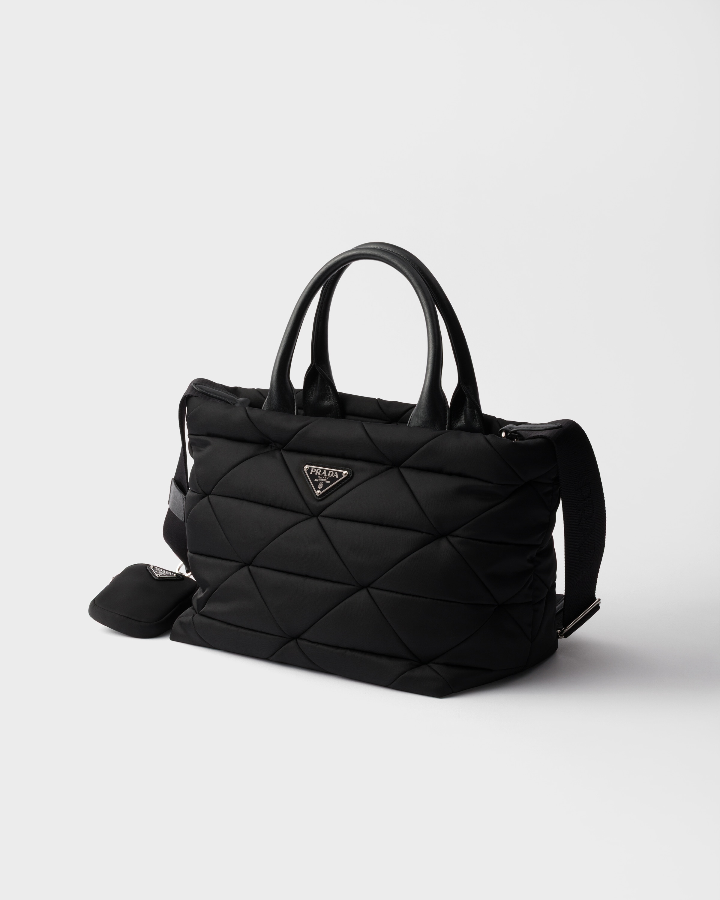 週末値下げ⭐︎PRADA 黒 ナイロントートバッグ 1BG436_RDJN_F0002_V_B9M_SLR.jpg