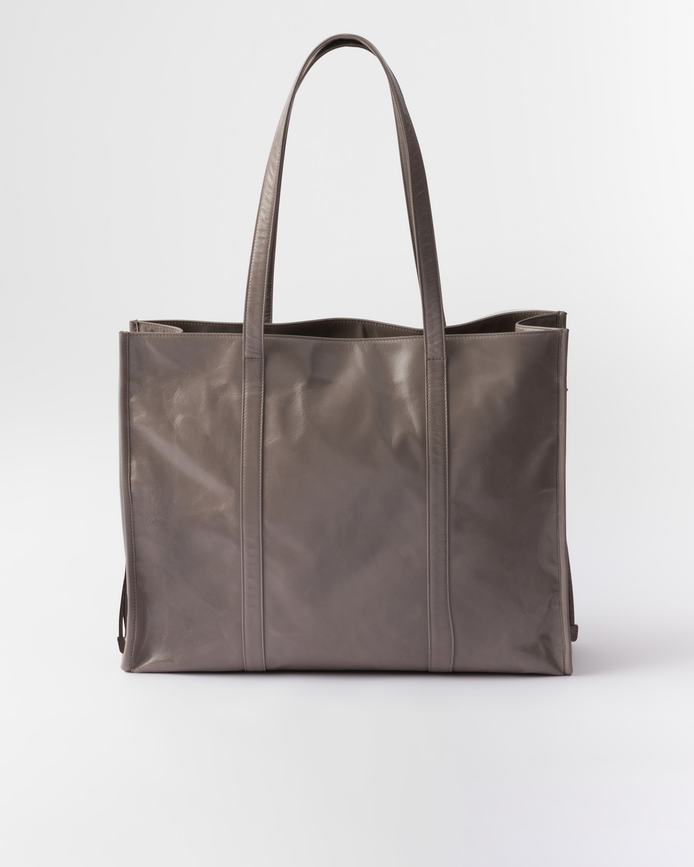 カメオベージュ ラージ ソフトルックスレザー トートバッグ | PRADA