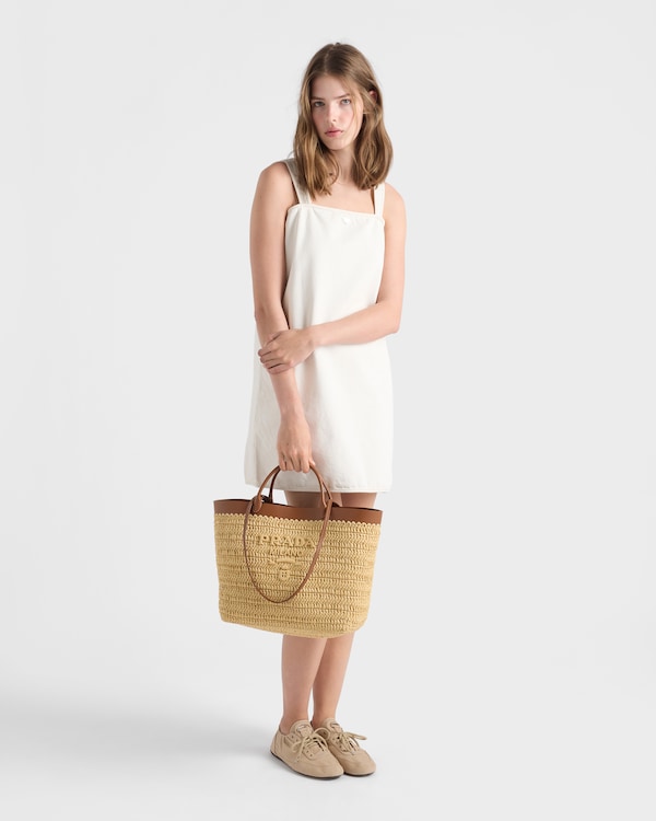 中号钩编与皮革托特包 - 自然色/干邑色 中号钩编与皮革托特包 - 自然色/干邑色