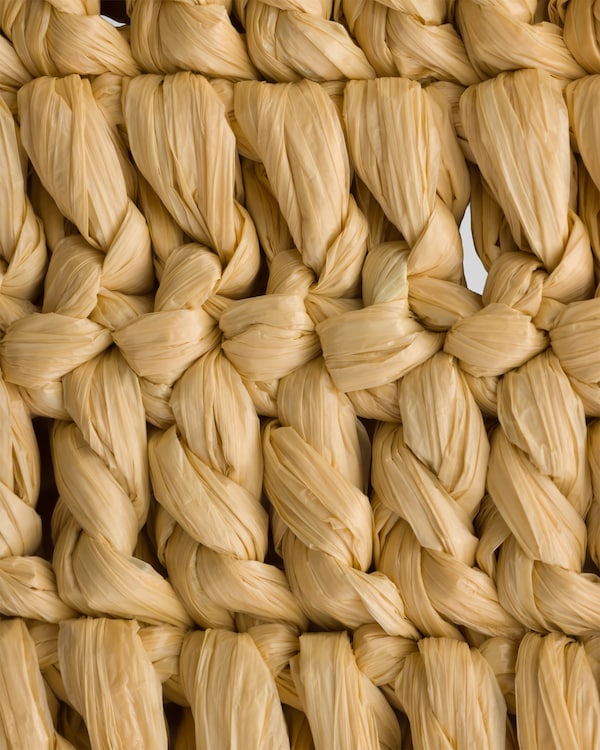 حقيبة تسوّق بحجم متوسط من الجلد والكروشيه - طبيعي/كونياك حقيبة تسوّق بحجم متوسط من الجلد والكروشيه - طبيعي/كونياك