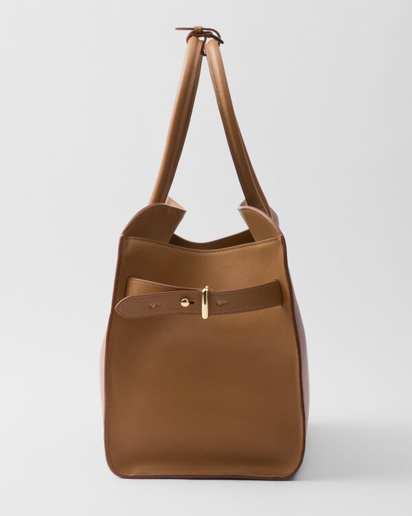 버클 장식 라지 가죽 토트백 버클 장식 라지 가죽 토트백