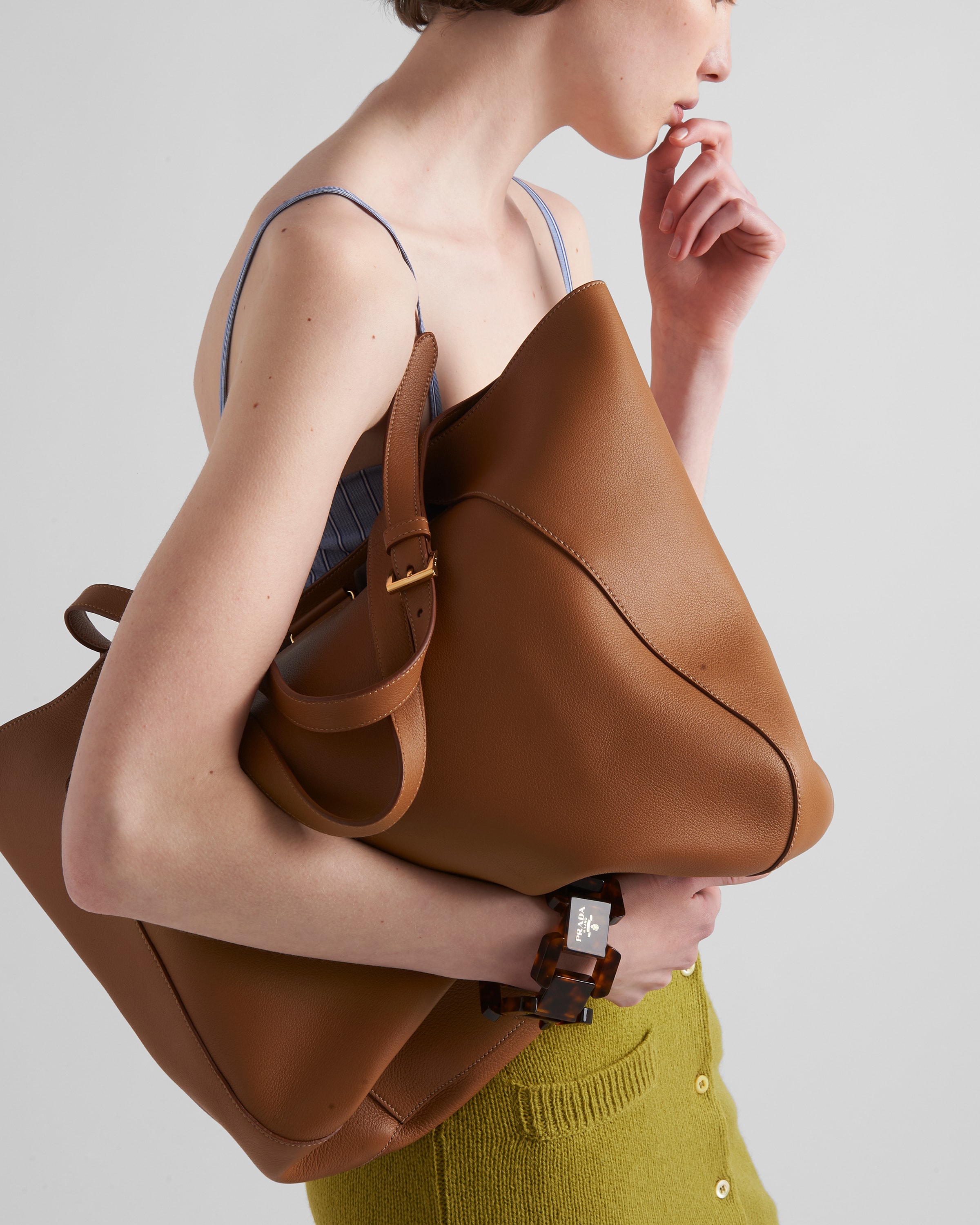 Prada brown leather tote cheap
