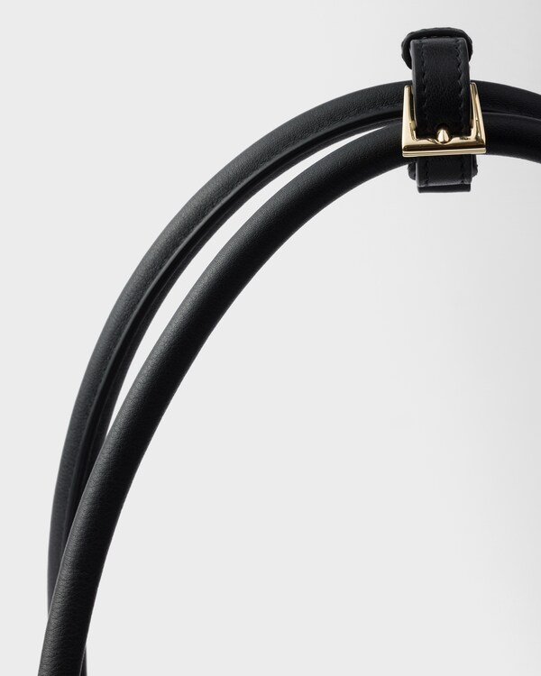 กระเป๋าโท้ทหนังขนาดใหญ่ กระเป๋าโท้ทหนังขนาดใหญ่