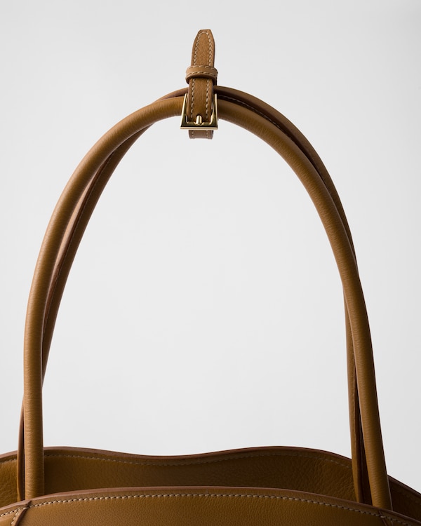 Büyük Boy Deri Tote Çanta Büyük Boy Deri Tote Çanta