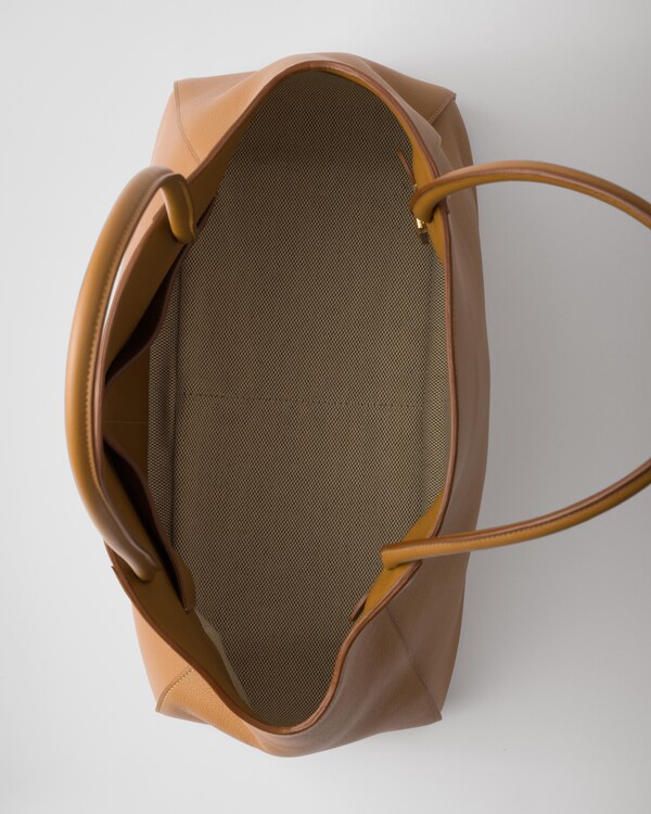 Büyük Boy Deri Tote Çanta Büyük Boy Deri Tote Çanta