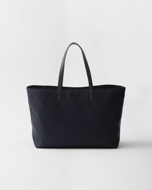 Prada Re-Edition 1978大号Re-Nylon与Saffiano皮革托特包 Prada Re-Edition 1978大号Re-Nylon与Saffiano皮革托特包