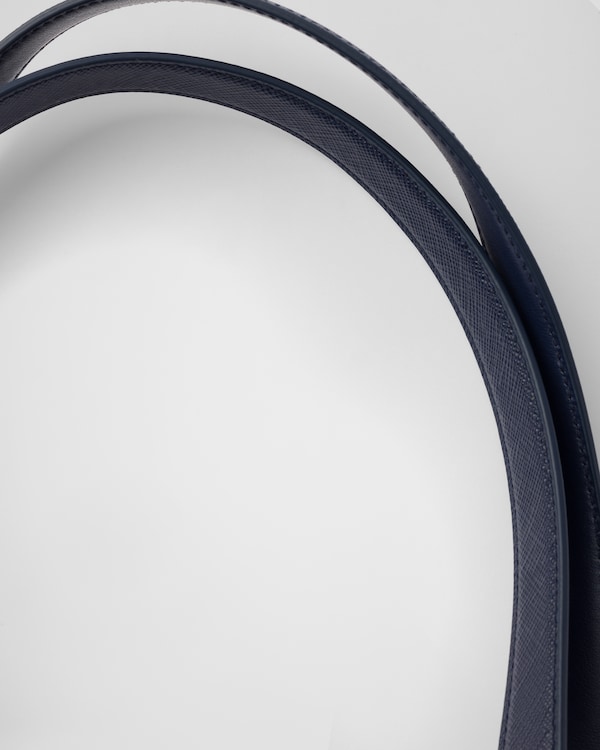 Bolsa tote Prada Re-Edition 1978 grande em Re-Nylon e couro Saffiano Bolsa tote Prada Re-Edition 1978 grande em Re-Nylon e couro Saffiano