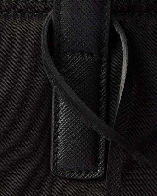 Borsa shopping Prada Re-Edition 1978 medium in Re-Nylon e Saffiano Borsa shopping Prada Re-Edition 1978 medium in Re-Nylon e Saffiano