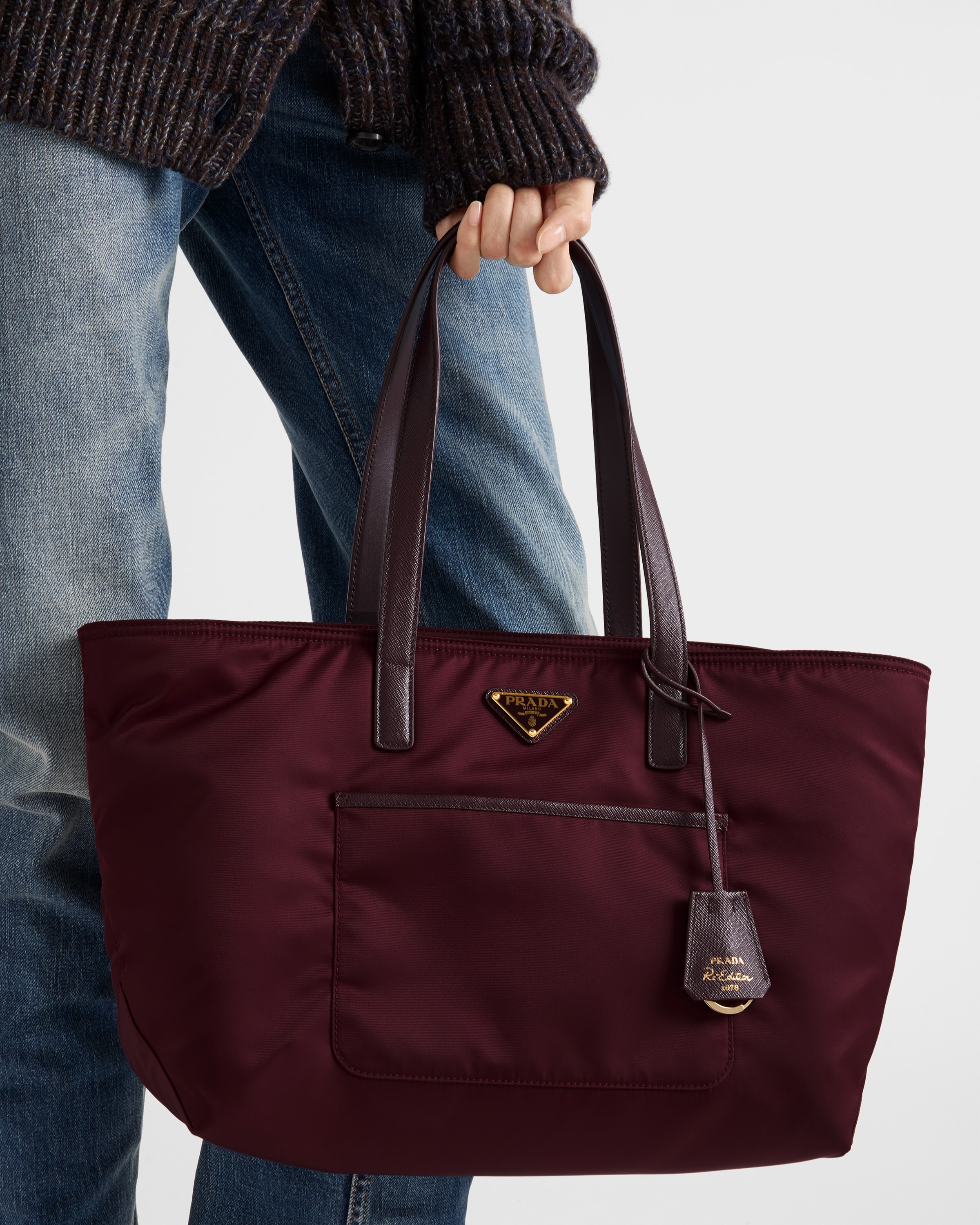 PRADA バーガンディ トートバッグ Burgundy Prada Re-Edition 1978 medium Re-Nylon and Saffiano