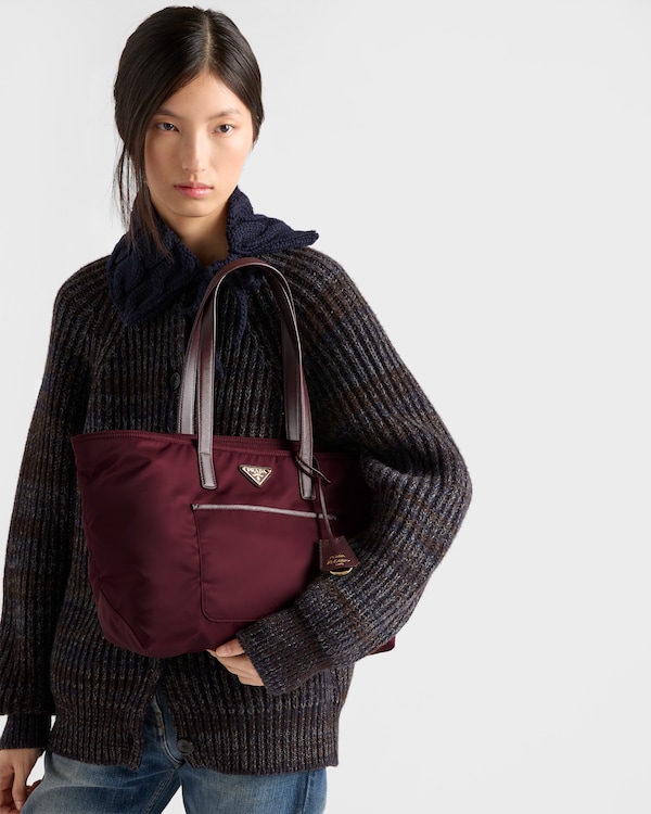 Prada Re-Edition 1978 medium Re-Nylon and Saffiano leather tote bag - Burgundy Prada Re-Edition 1978 medium Re-Nylon and Saffiano leather tote bag - Burgundy