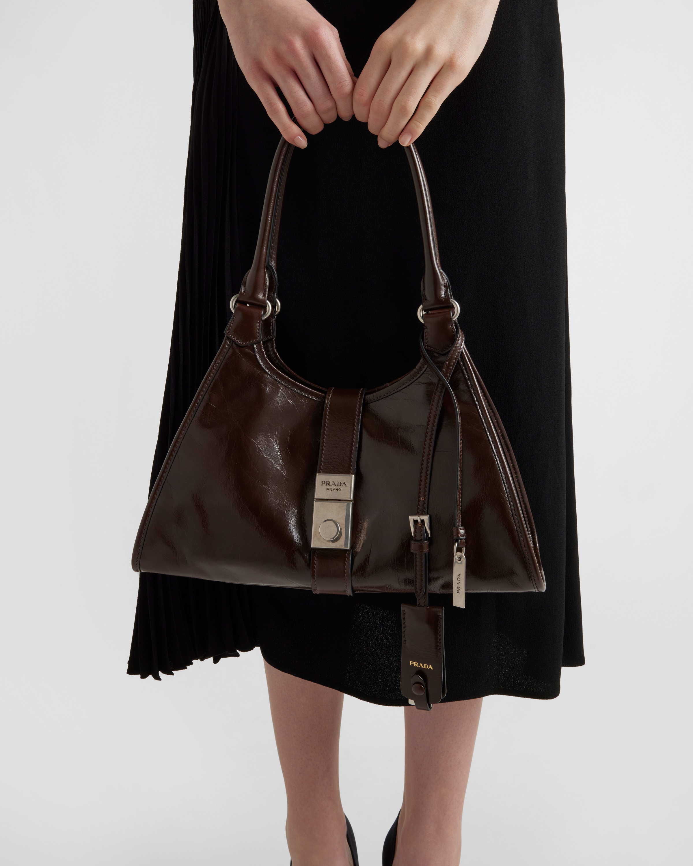再入荷アイテム ミディアム ダークブラウン レザー PRADA | トートバッグ バッグ