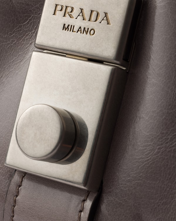 Medium leather tote bag Medium leather tote bag