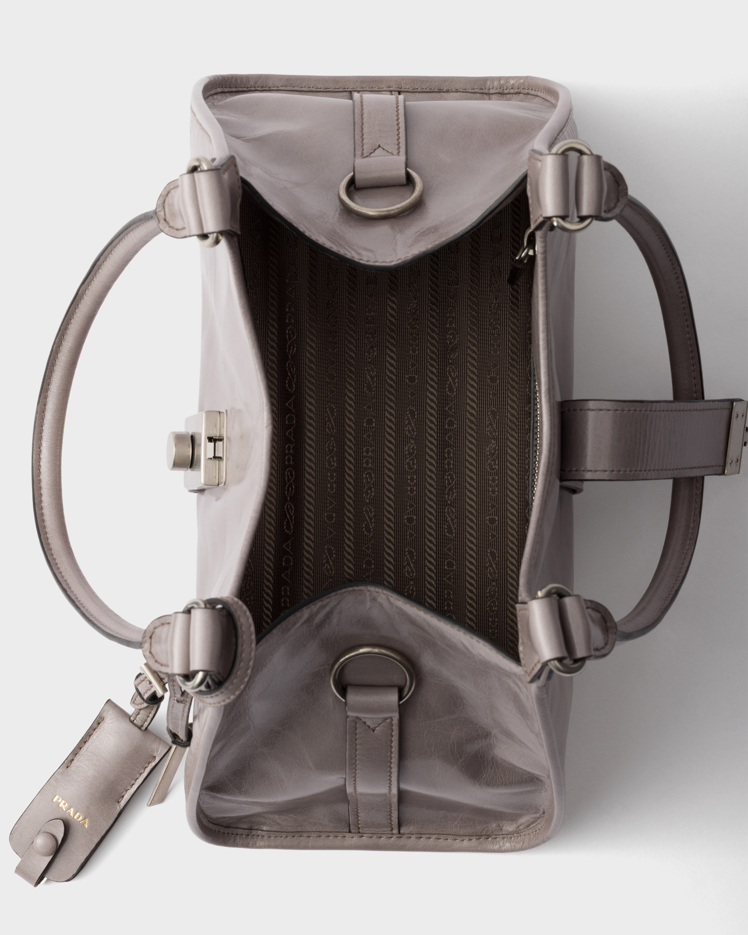 PRADA プラダ ミディアム レザー トートバッグ 1BG563 ブラック ミディアム レザー トートバッグ | PRADA
