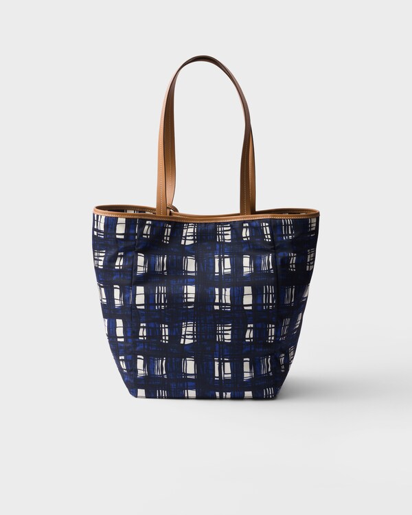 ミディアム プリントRe-Nylon トートバッグ - ネイビー/キャメル ミディアム プリントRe-Nylon トートバッグ - ネイビー/キャメル