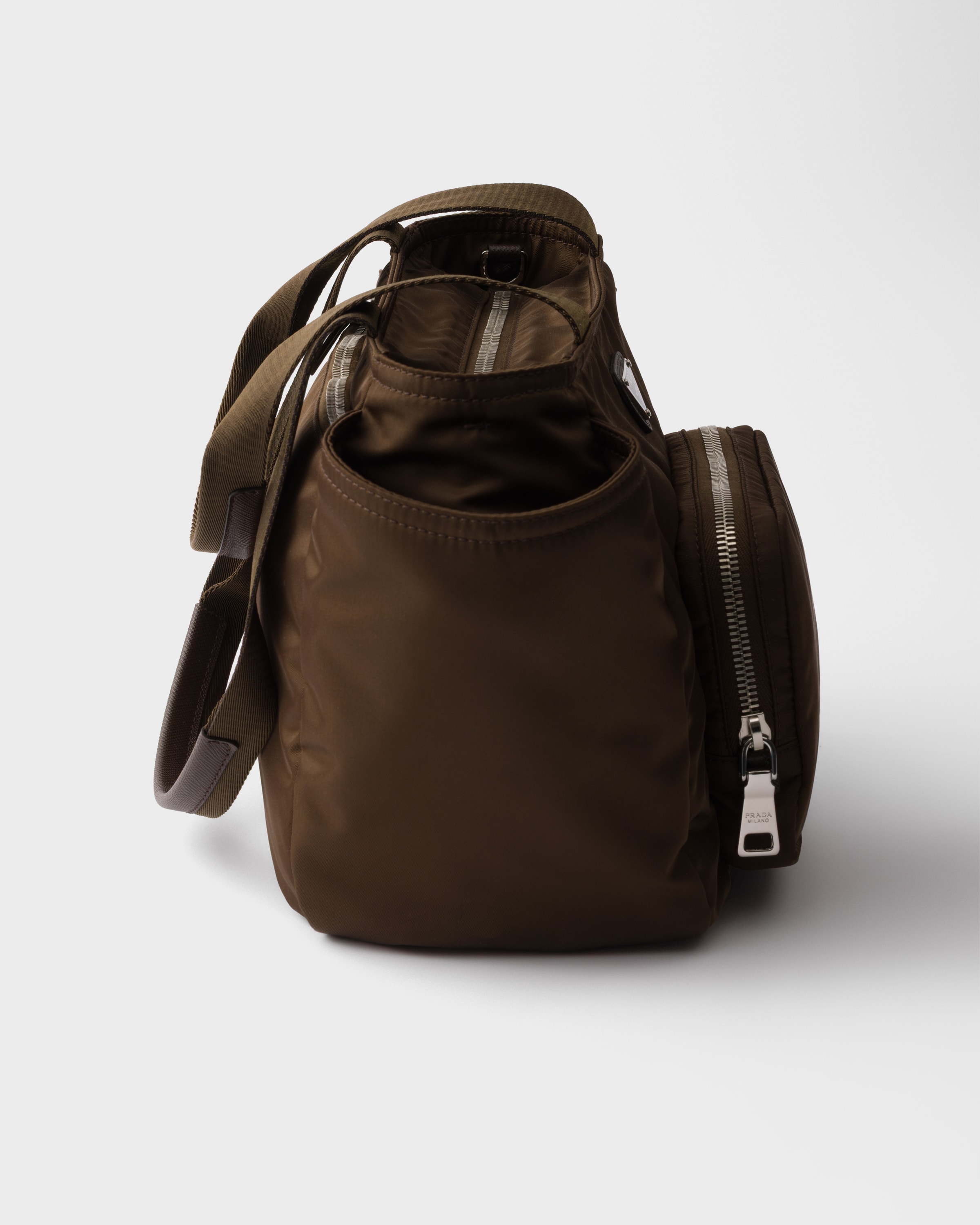 シエナブラウン Re-nylon トートバッグ | PRADA - 日本