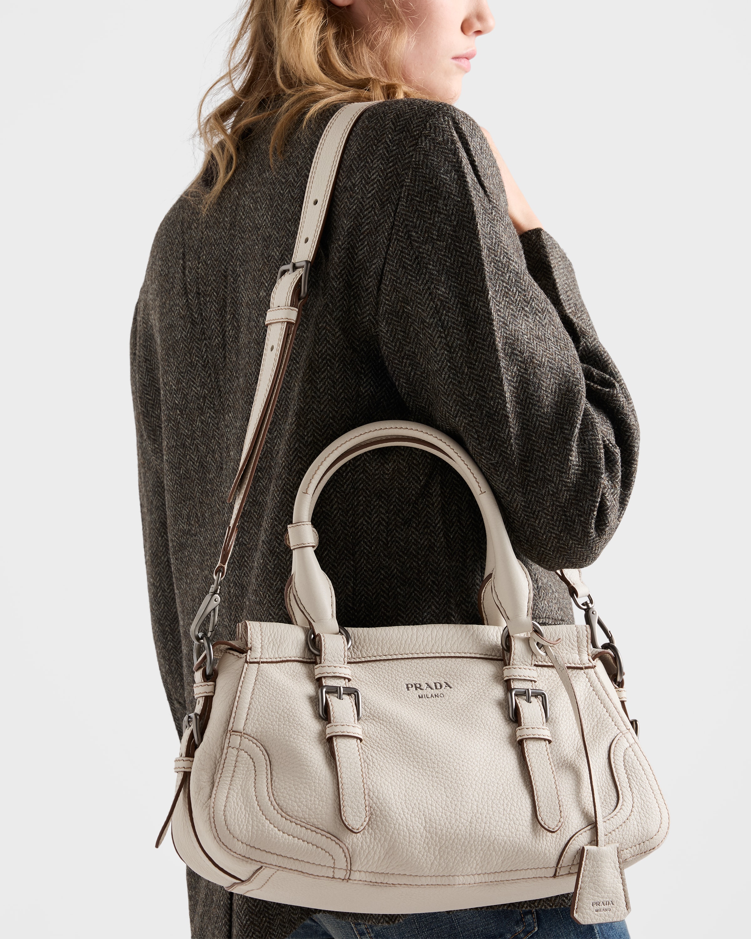 オフホワイト ラージ レザー トートバッグ | PRADA