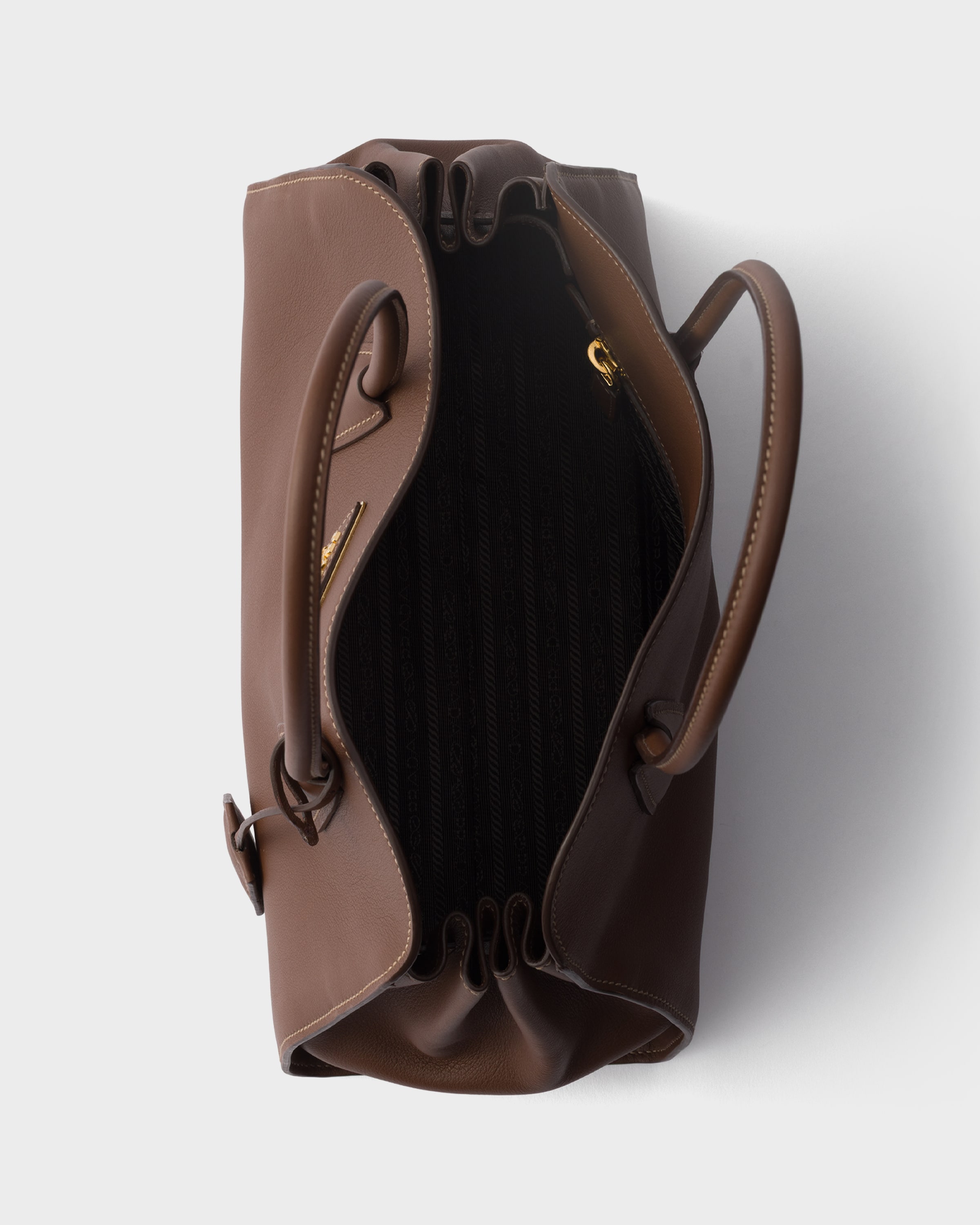 ブラウン ミディアム レザー トートバッグ | PRADA