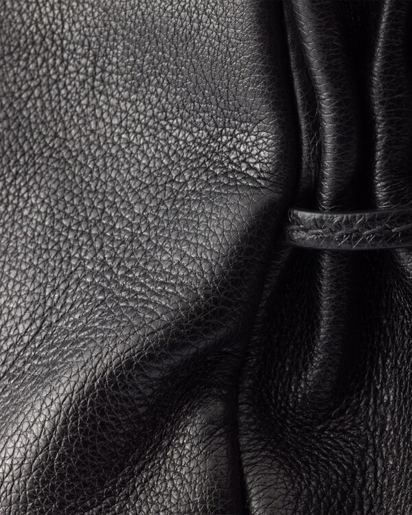 حقيبة تسوّق متوسطة من الجلد بطابع عتيق - أسود حقيبة تسوّق متوسطة من الجلد بطابع عتيق - أسود