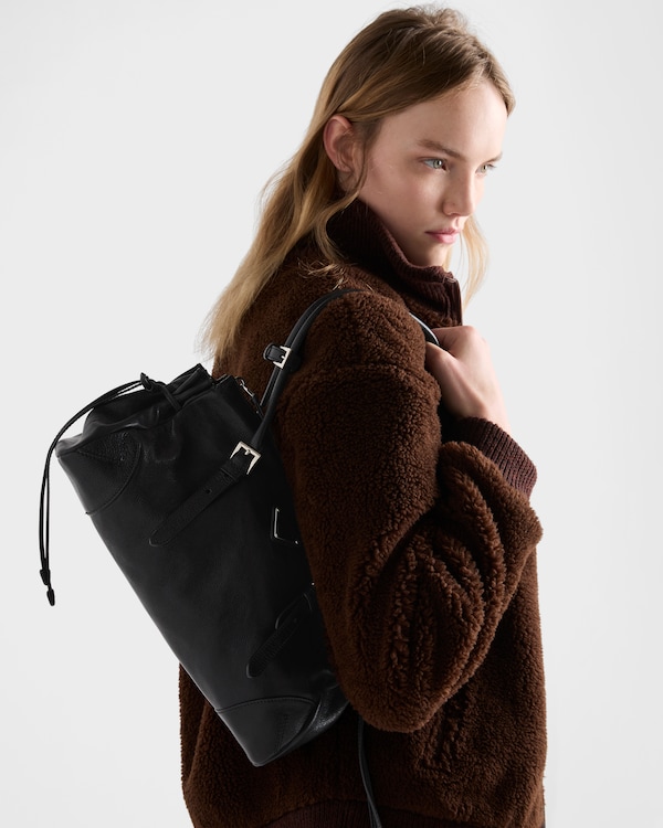 Medium antiqued leather tote bag - Black Medium antiqued leather tote bag - Black