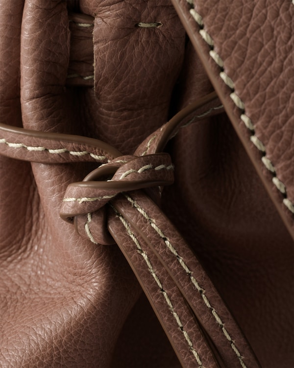 Prada Bonnie medium antiqued leather tote bag - Chestnut Brown Prada Bonnie medium antiqued leather tote bag - Chestnut Brown