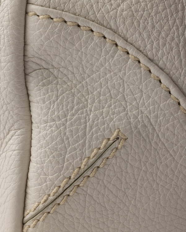 中號復古皮革手提袋 - 粉白色 中號復古皮革手提袋 - 粉白色