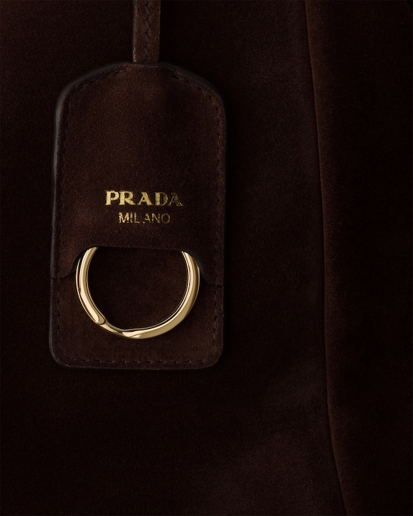 프라다 캐리 미디엄 스웨이드 백 - 다크 브라운 프라다 캐리 미디엄 스웨이드 백 - 다크 브라운