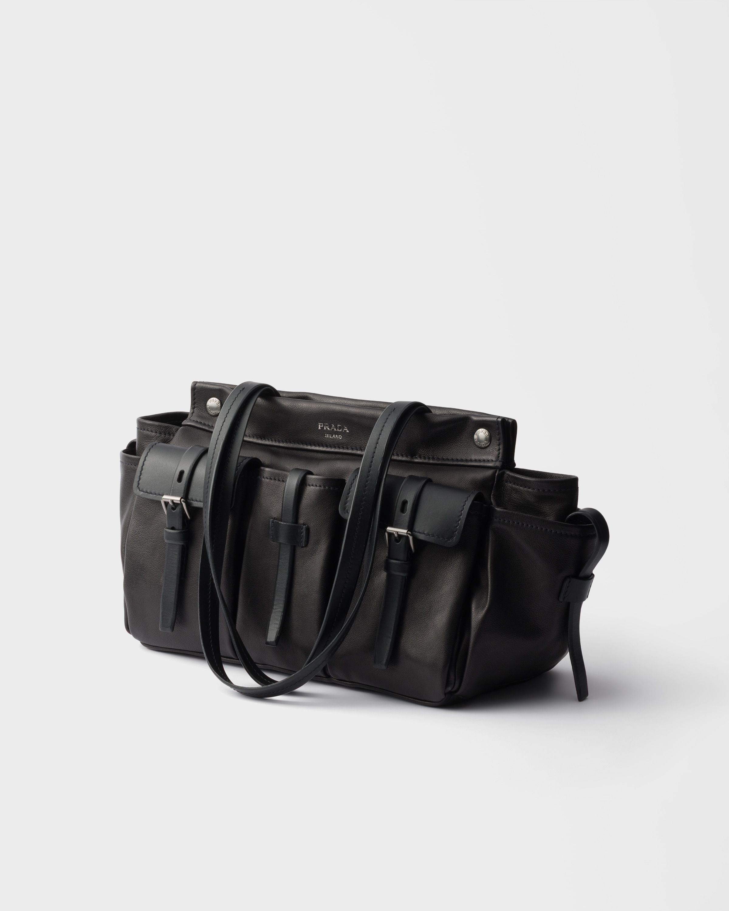 ブラック プラダ ルート ラージ レザー トートバッグ | PRADA - 日本