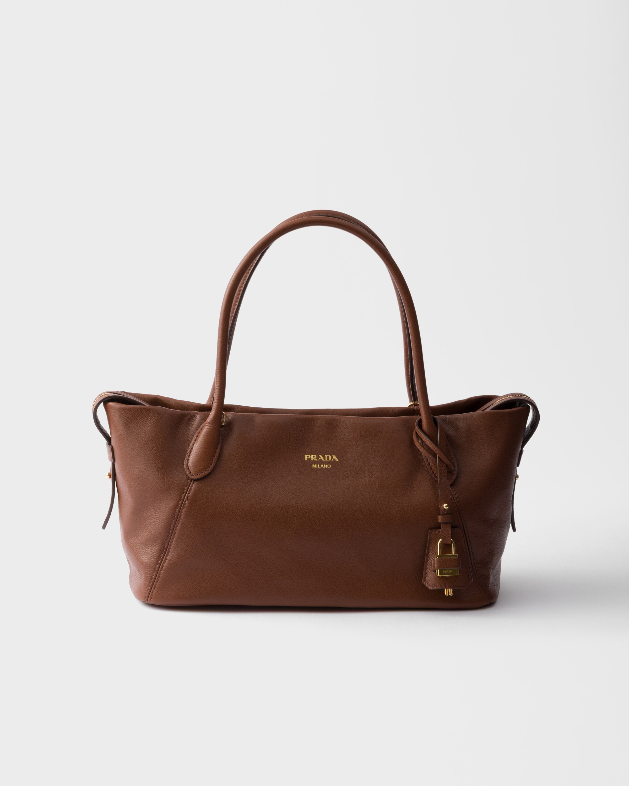 チェストナットブラウン ラージ レザー トートバッグ | PRADA - 日本