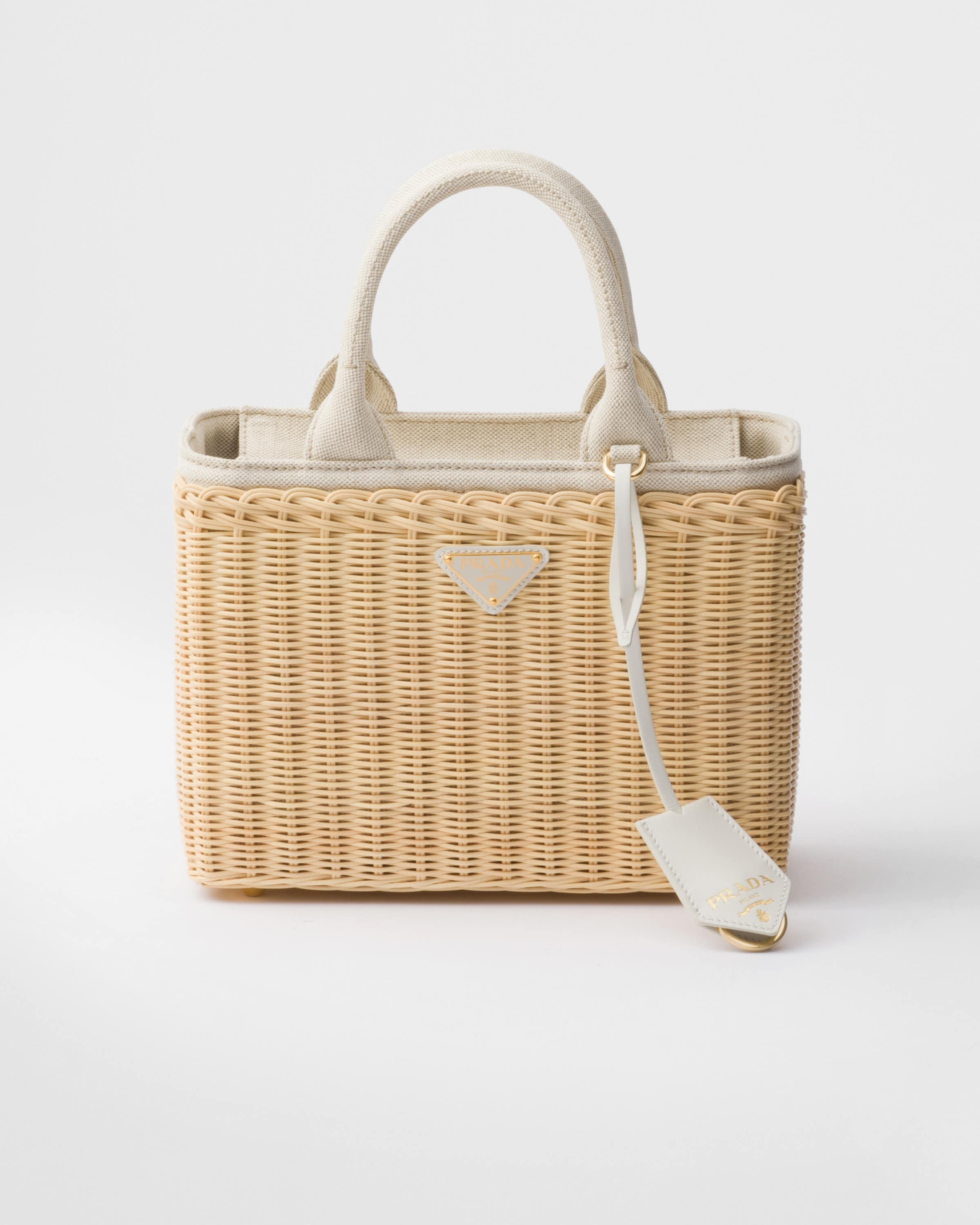 Shop Prada Mittelgrosse Tote Bag Aus Webstoff Und Leinenmischgewebe In Tan/white