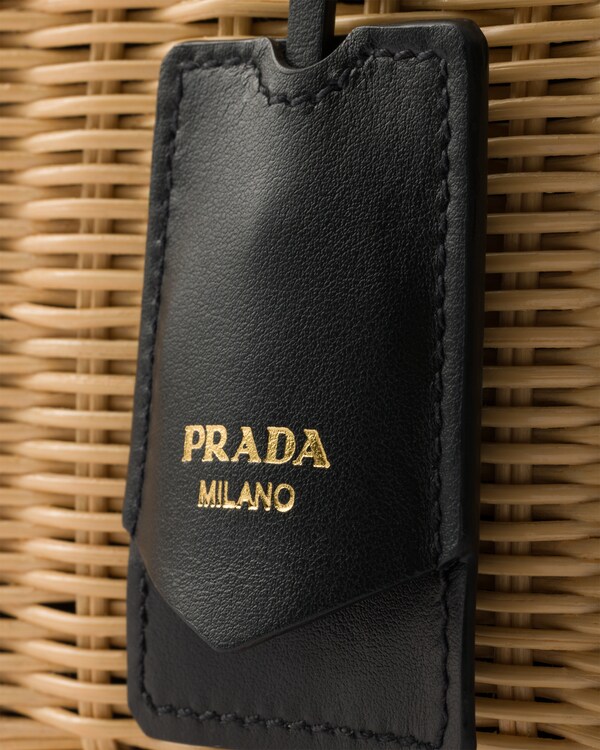 حقيبة تسوّق متوسطة من الخيزران والكانفا - سمرة / أسود حقيبة تسوّق متوسطة من الخيزران والكانفا - سمرة / أسود