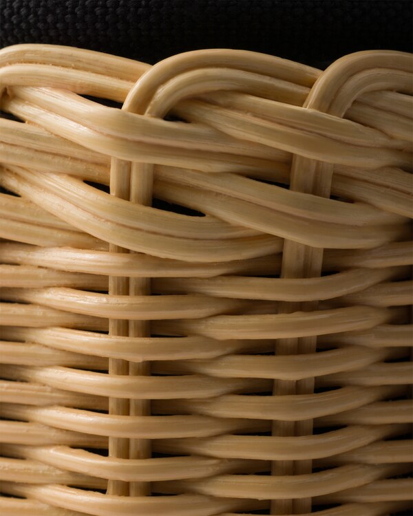 حقيبة تسوّق متوسطة من الخيزران والكانفا - سمرة / أسود حقيبة تسوّق متوسطة من الخيزران والكانفا - سمرة / أسود