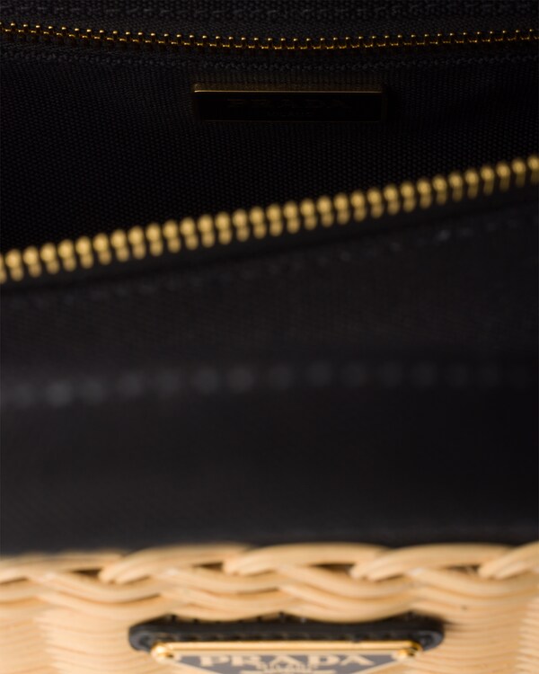 حقيبة تسوّق متوسطة من الخيزران والكانفا - سمرة / أسود حقيبة تسوّق متوسطة من الخيزران والكانفا - سمرة / أسود