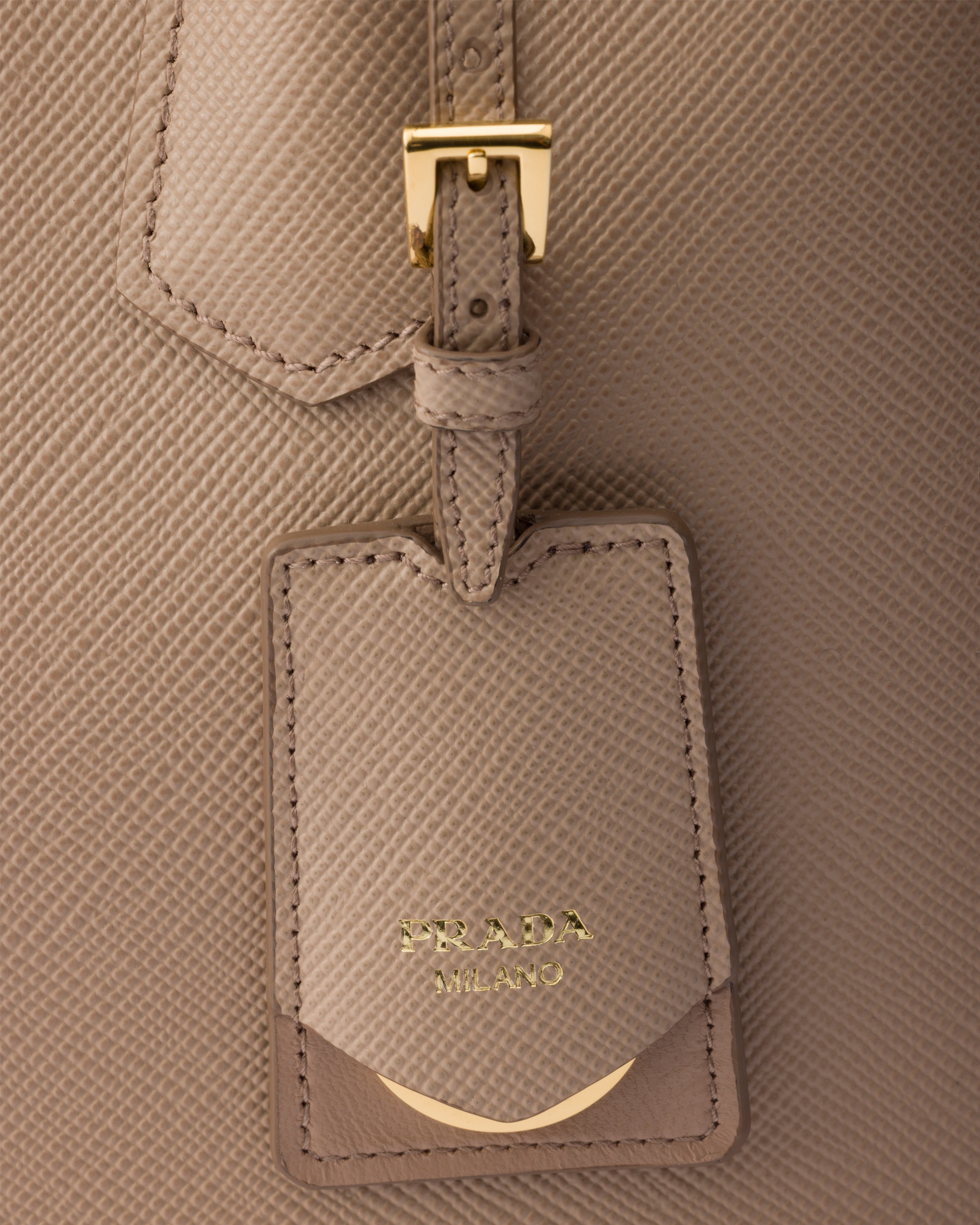 カメオ プラダ ダブル サフィアーノレザー ミディアムバッグ | PRADA