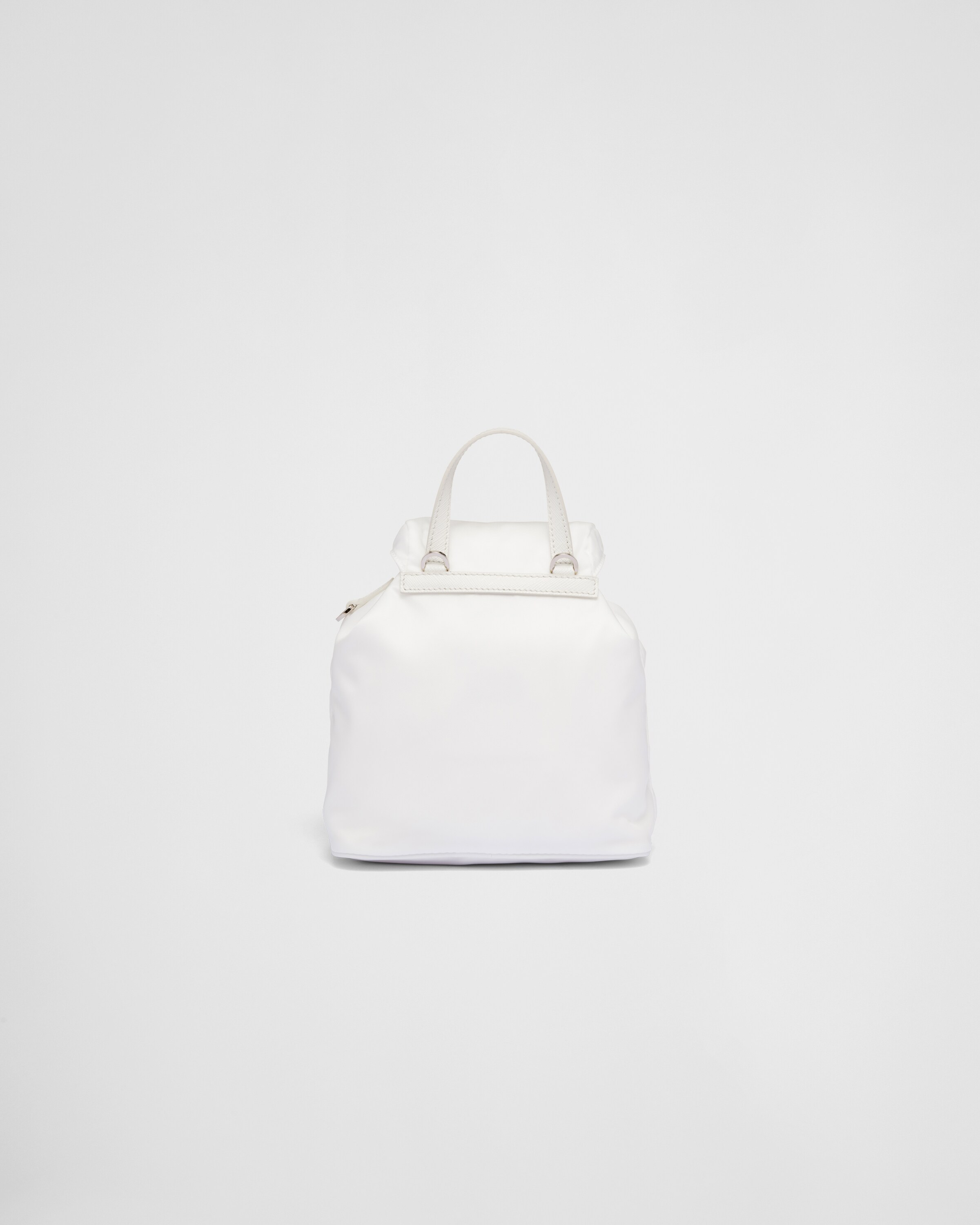 Prada حقيبة ظهر من قماش Re\u002DNylon بحجم صغير 4