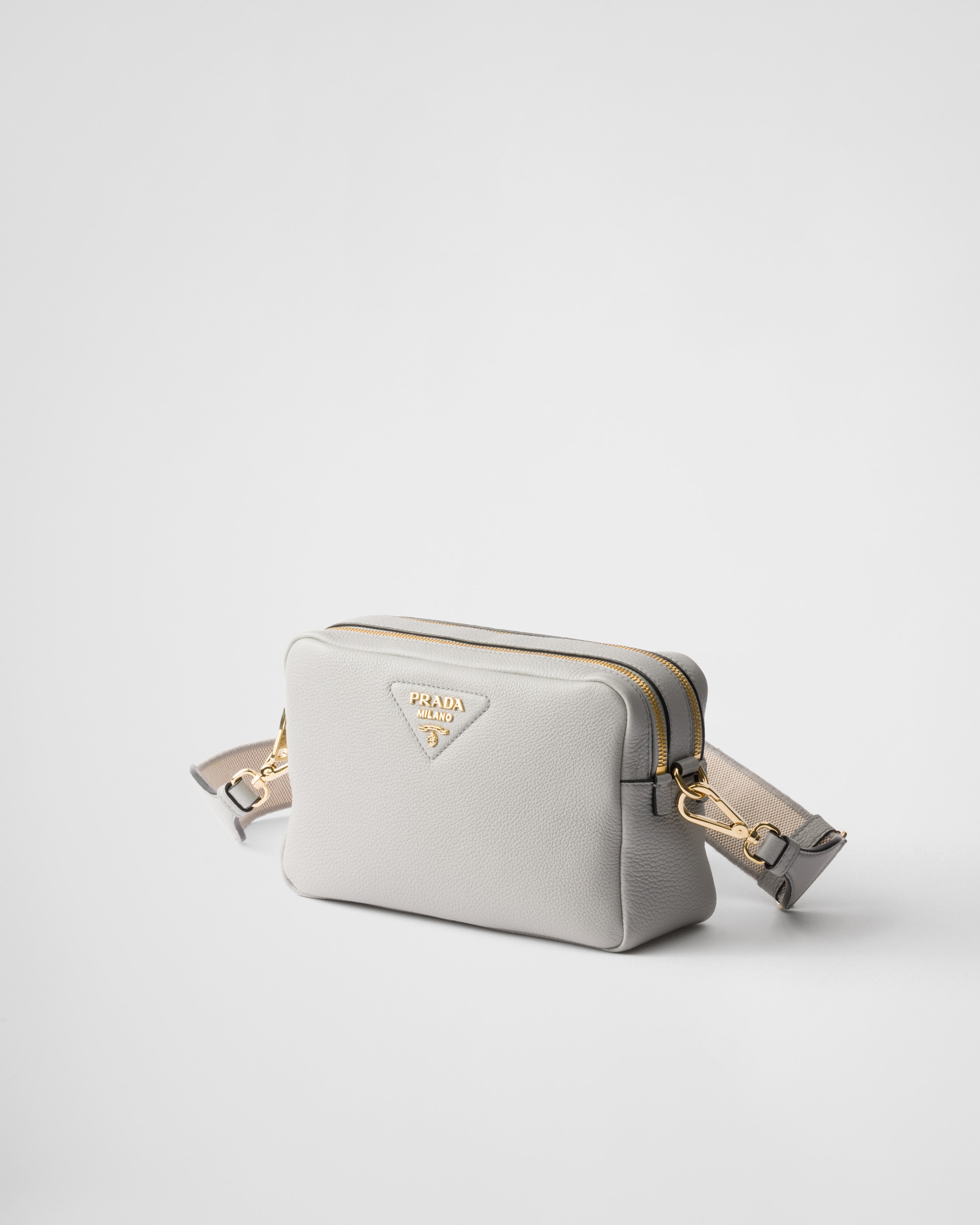 40代に人気のショルダーバッグおすすめ｜PRADA（プラダ）
