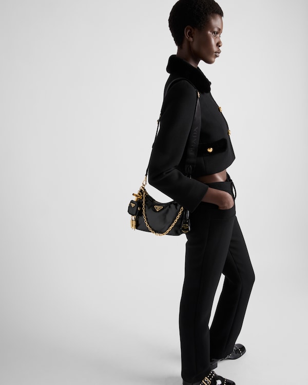 Prada Re-Edition 2005 Naplak漆面皮革手袋 Prada Re-Edition 2005 Naplak漆面皮革手袋