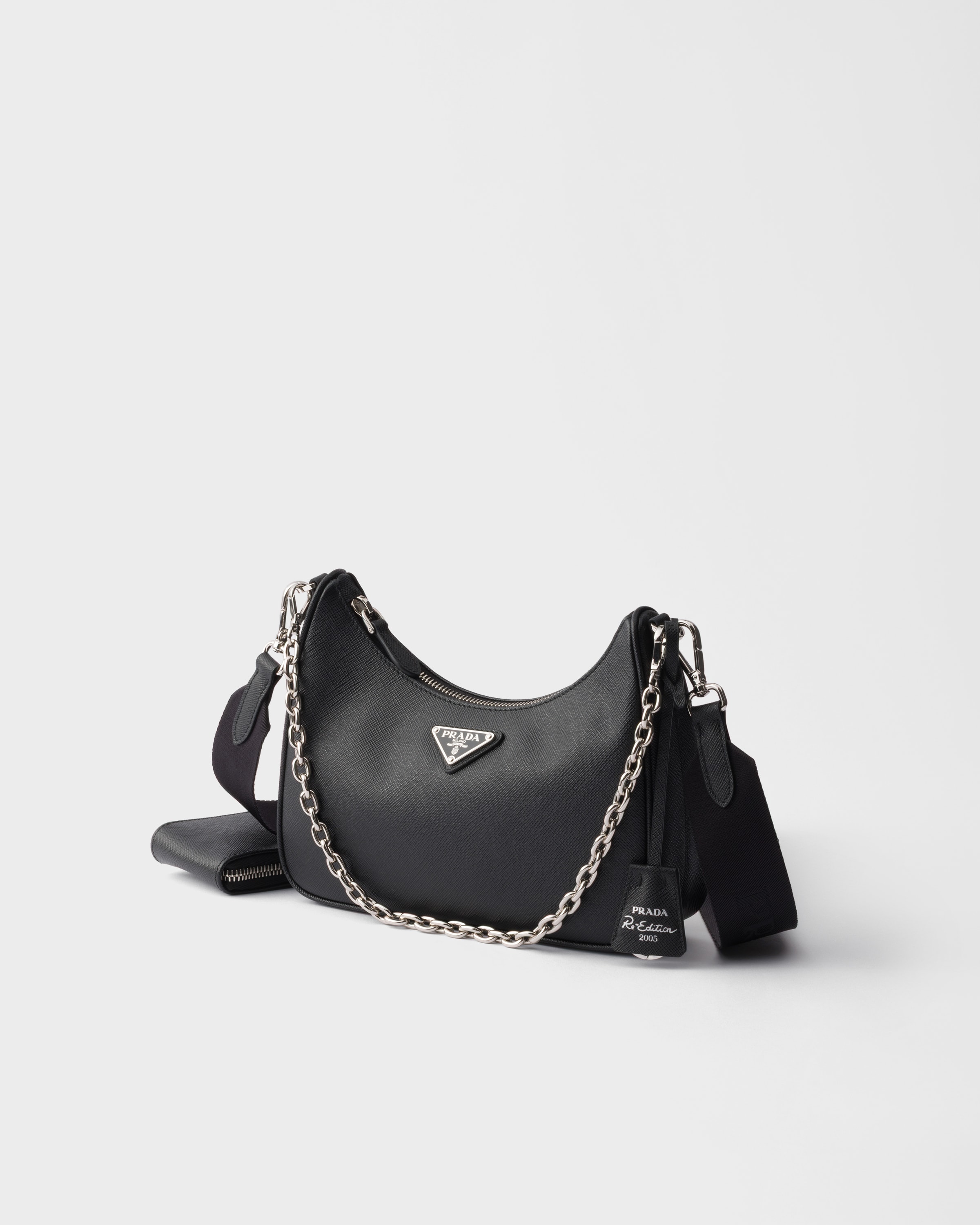 PRADA Re-Edition2005 1BH204 レザー　ショルダーバッグ Black Prada Re-edition 2005 Saffiano Leather Bag | PRADA - United