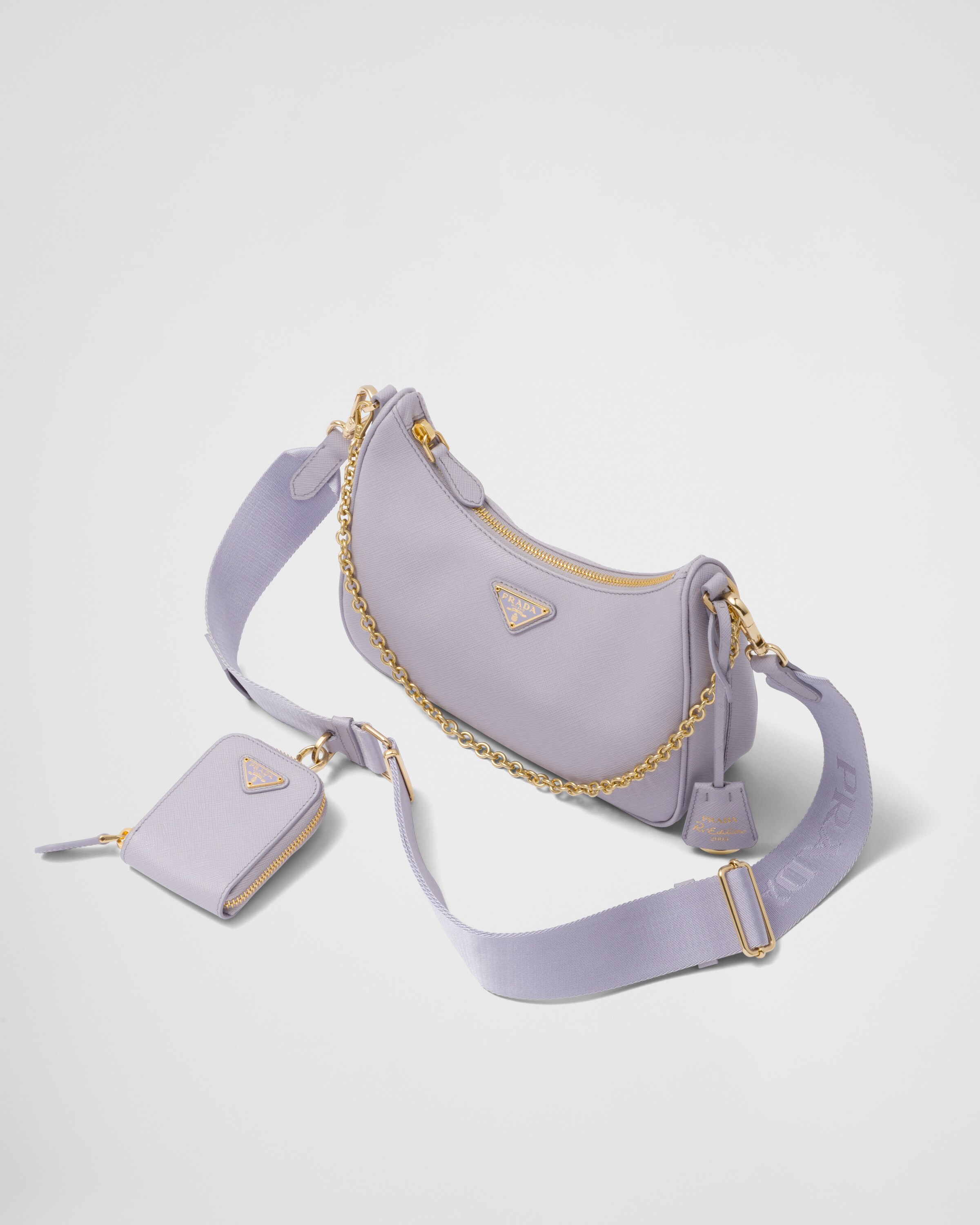 Prada حقيبة Prada Re\u002DEdition 2005 من جلد سافيانو 3