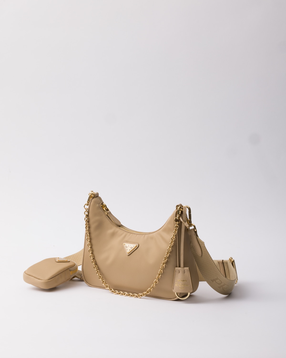 PRA 49 TOTE BAG IN CAMEL BROWN RE-NYLON