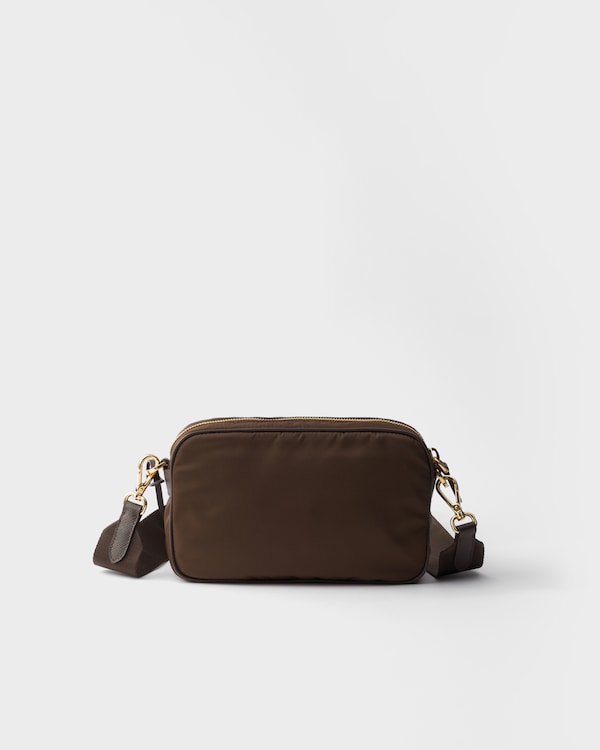 Re-Nylon ミニ ショルダーバッグ - バーントブラウン Re-Nylon ミニ ショルダーバッグ - バーントブラウン