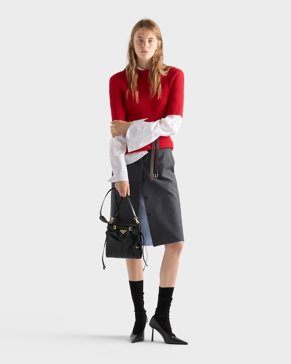 حقيبة كتف Prada Bonnie صغيرة من الجلد - أسود حقيبة كتف Prada Bonnie صغيرة من الجلد - أسود