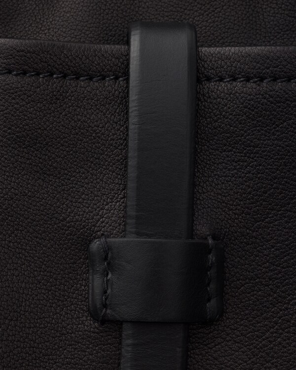 가죽 미니 숄더백 - 블랙 가죽 미니 숄더백 - 블랙