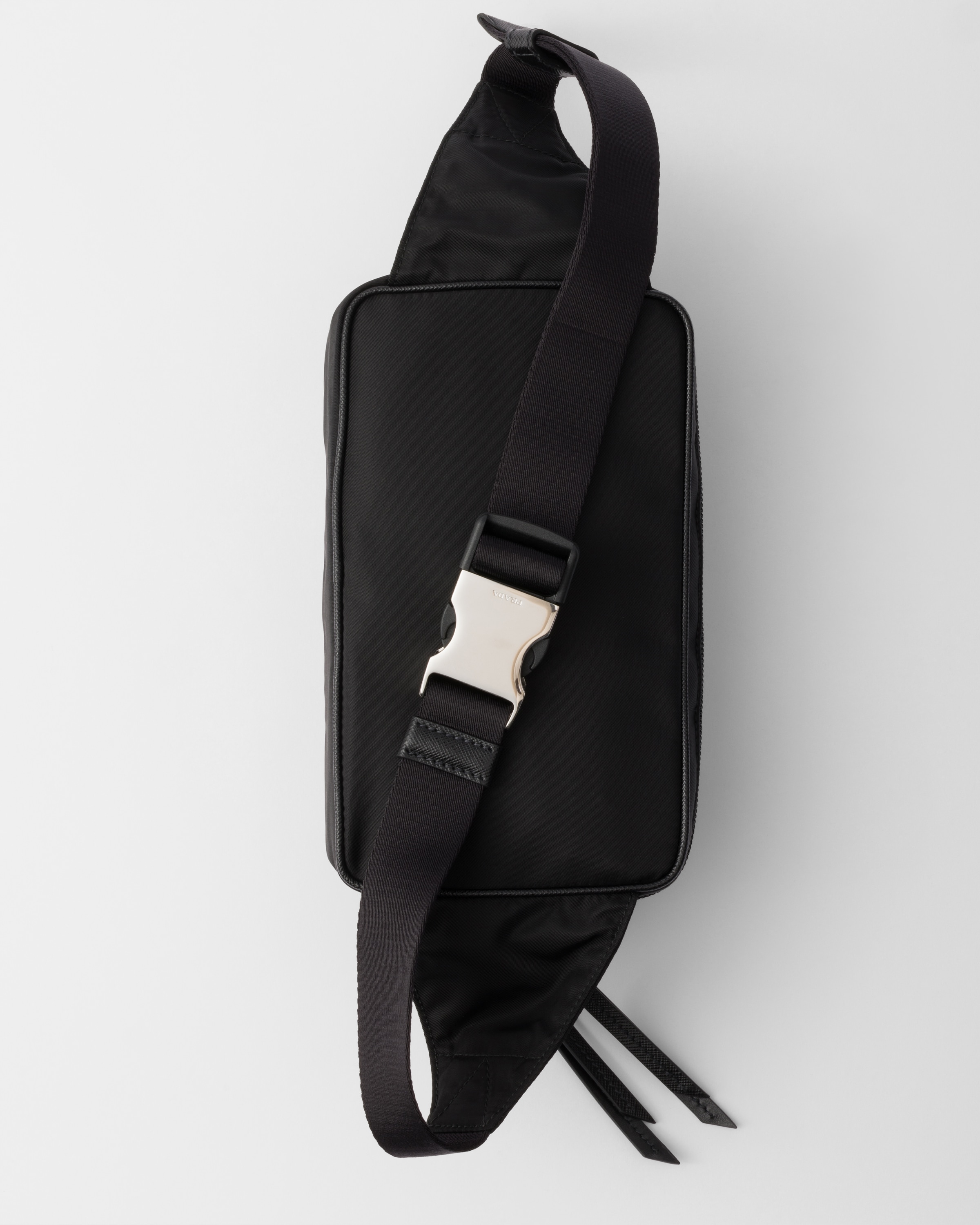 Shop Prada Gürteltasche Aus Re-nylon