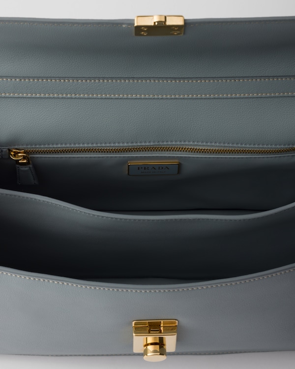 حقيبة كتف من الجلد Prada Soft Sound متوسطة الحجم حقيبة كتف من الجلد Prada Soft Sound متوسطة الحجم