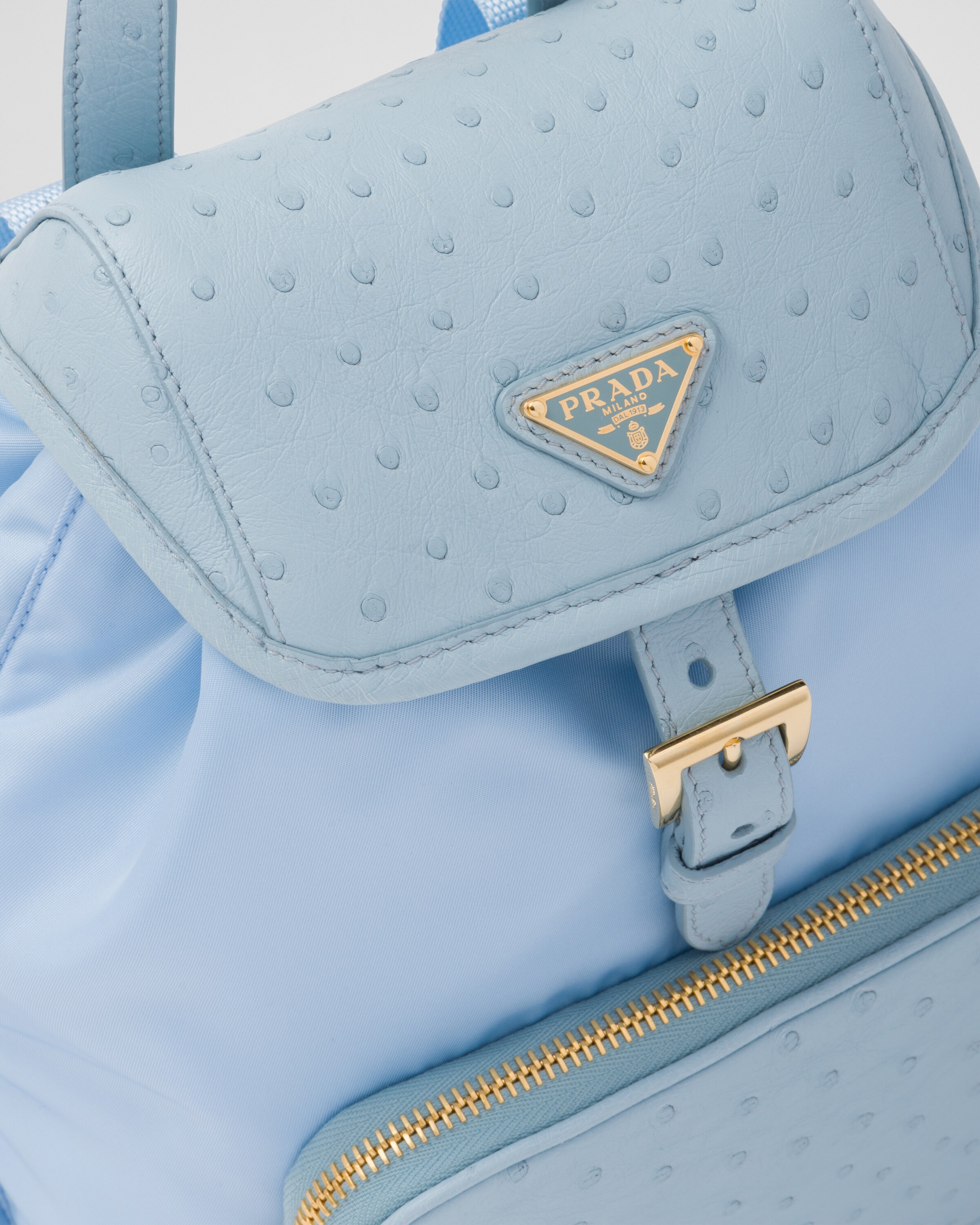 スカイブルー Re-nylon Xオーストリッチ バックパック | PRADA スカイブルー Re-nylon Xオーストリッチ バックパック | PRADA