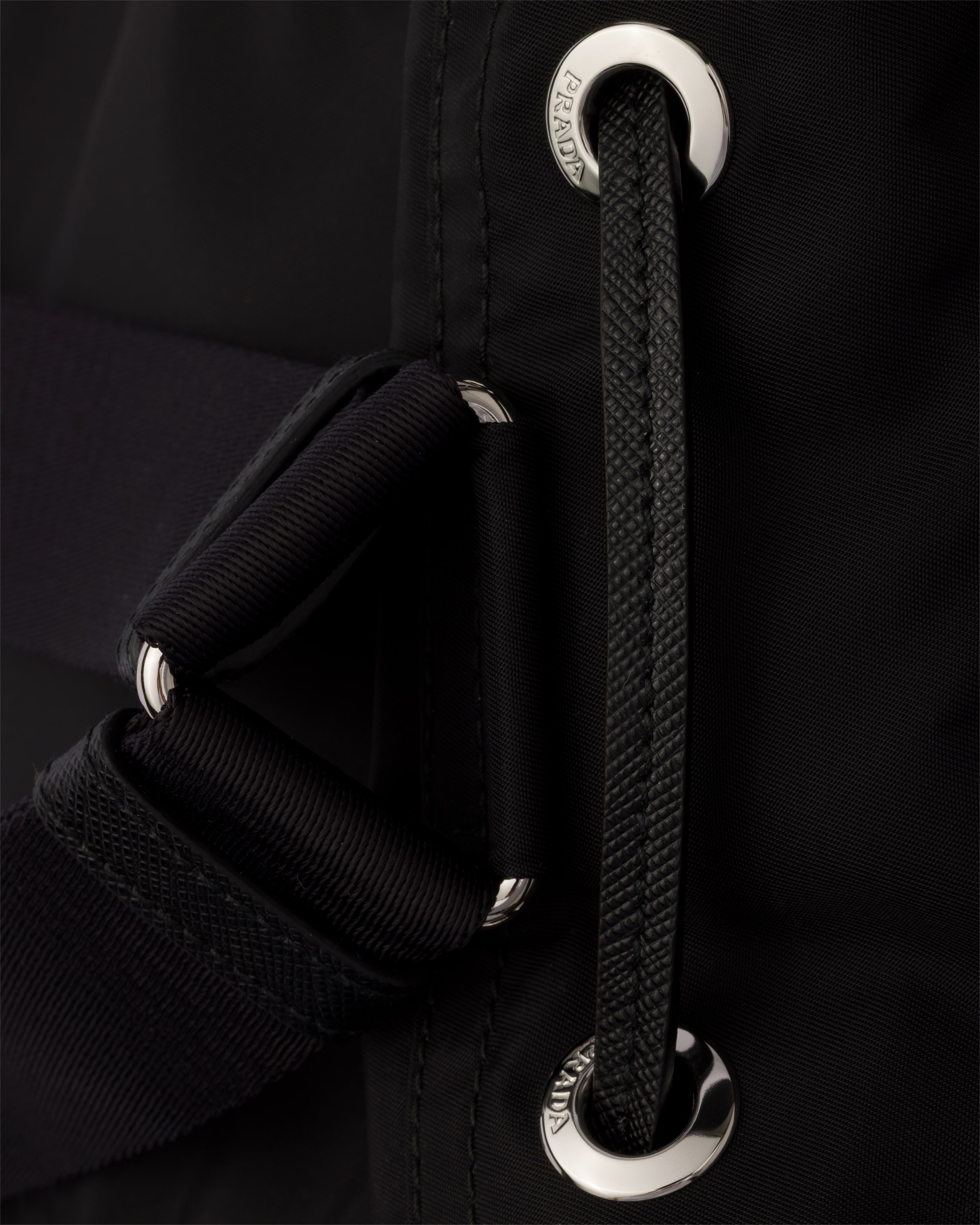 PRADA 黒 ナイロン ドローストリングバックパック Black Small Re