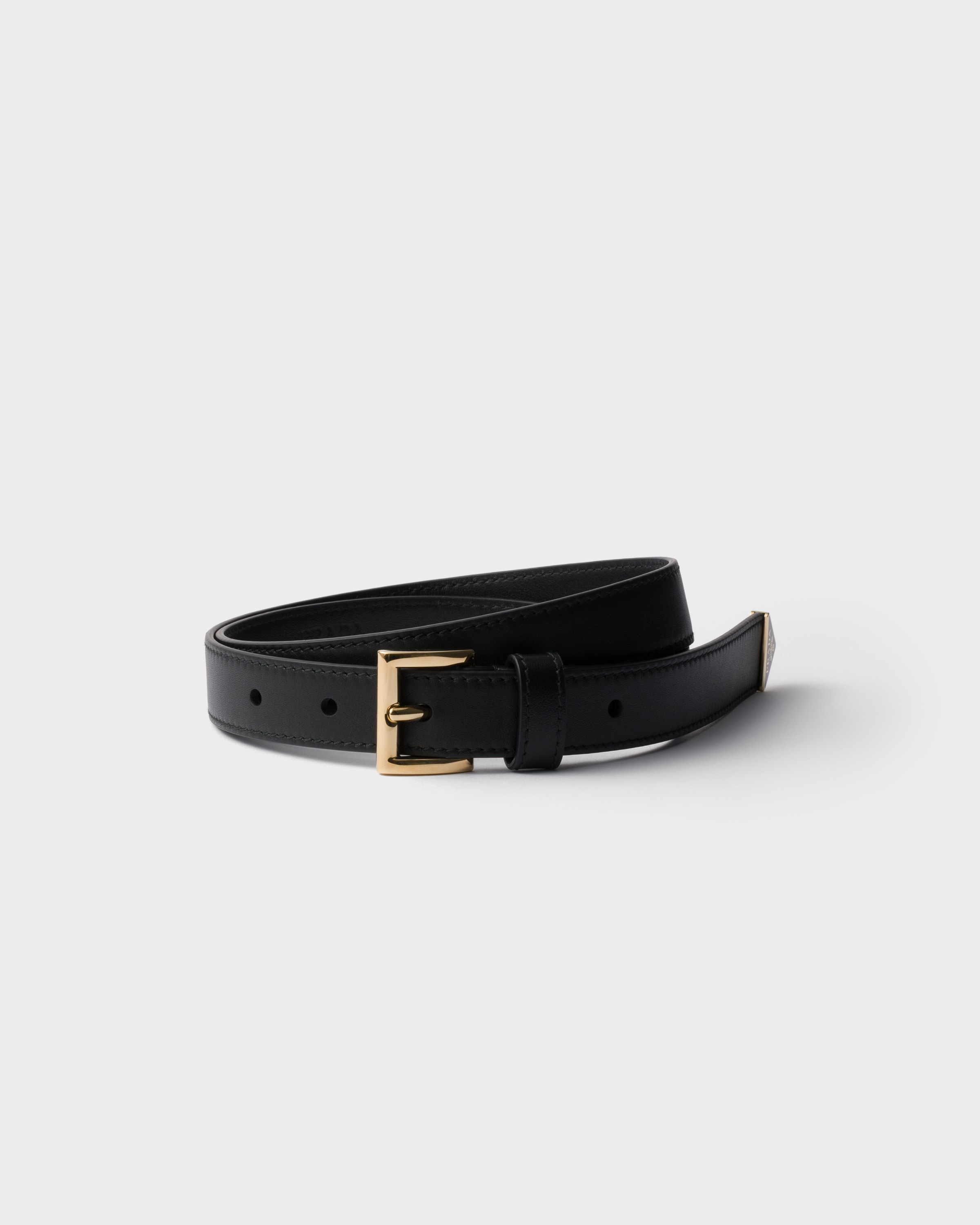 ッ*様 PRADA レザーベルト ブラック 95/38 ブラック レザー ベルト | PRADA - 日本