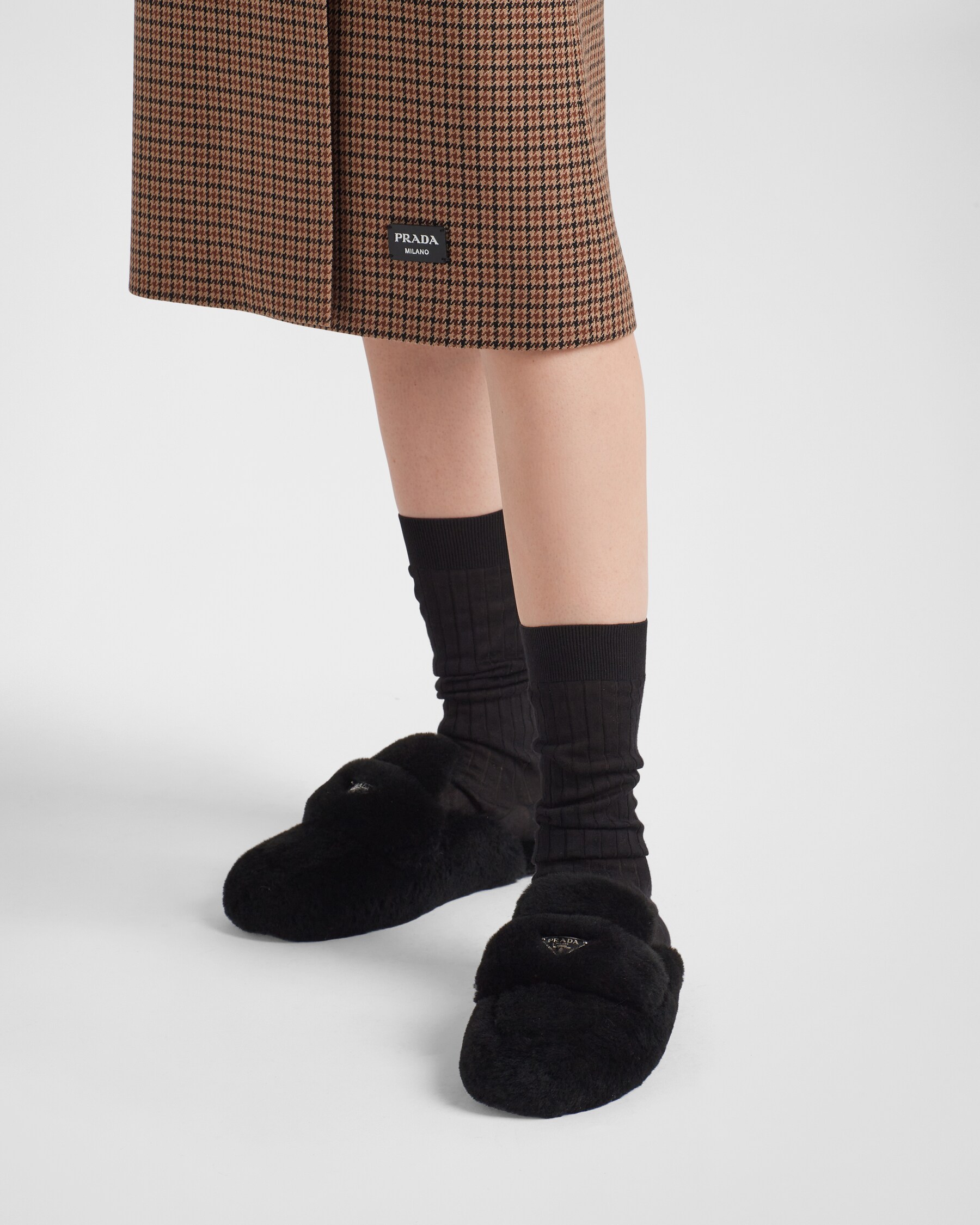PRA SQUARE TOE MULES BLACK CALFSKIN WITH CHAIN