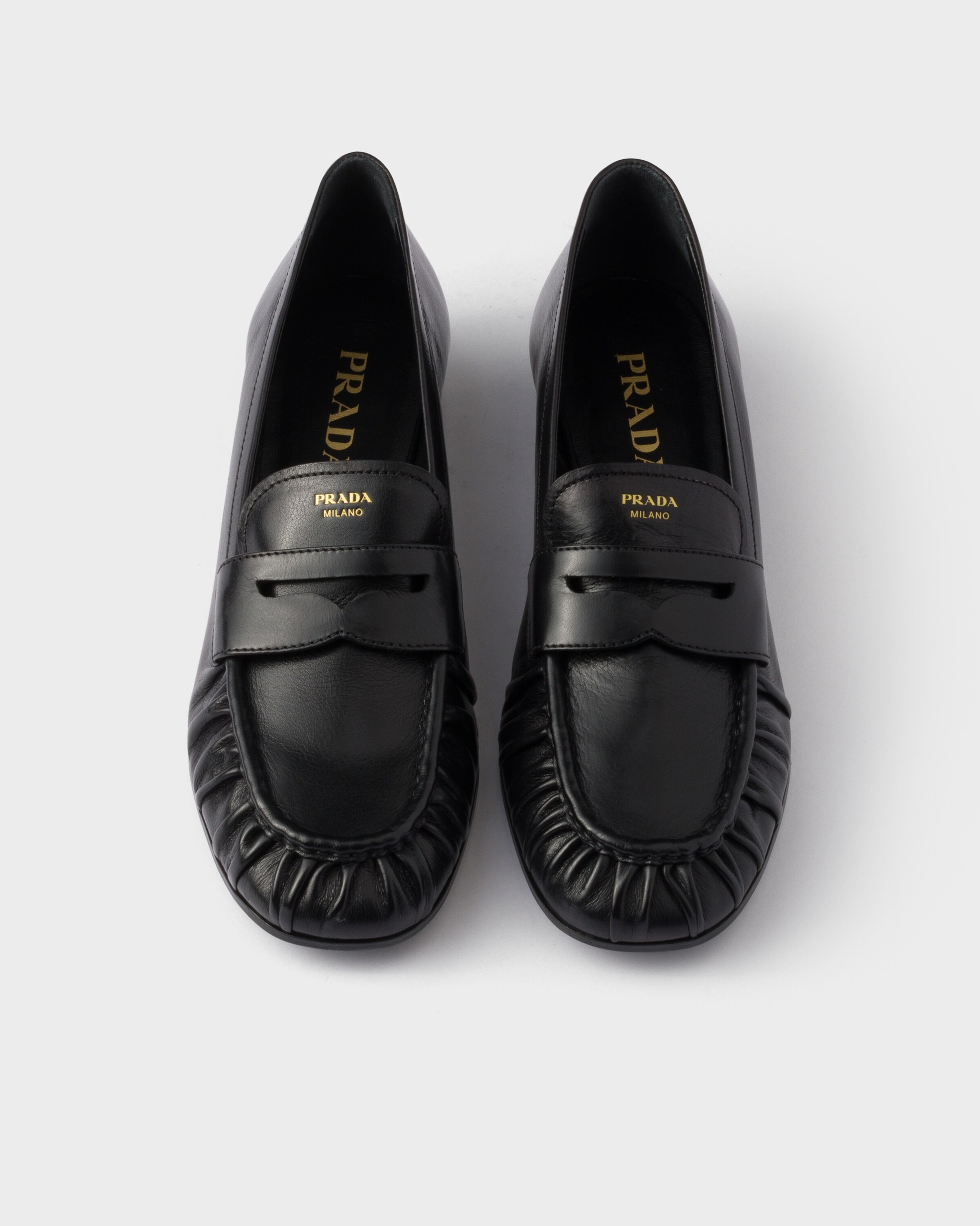 PRADA ブラックレザー ローファー Prada レザーローファー | ブラック | FARFETCH JP